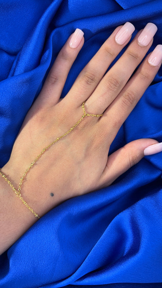 Chaîne de main en acier inoxydable doré – bijou tendance femme Seinaliya Paris