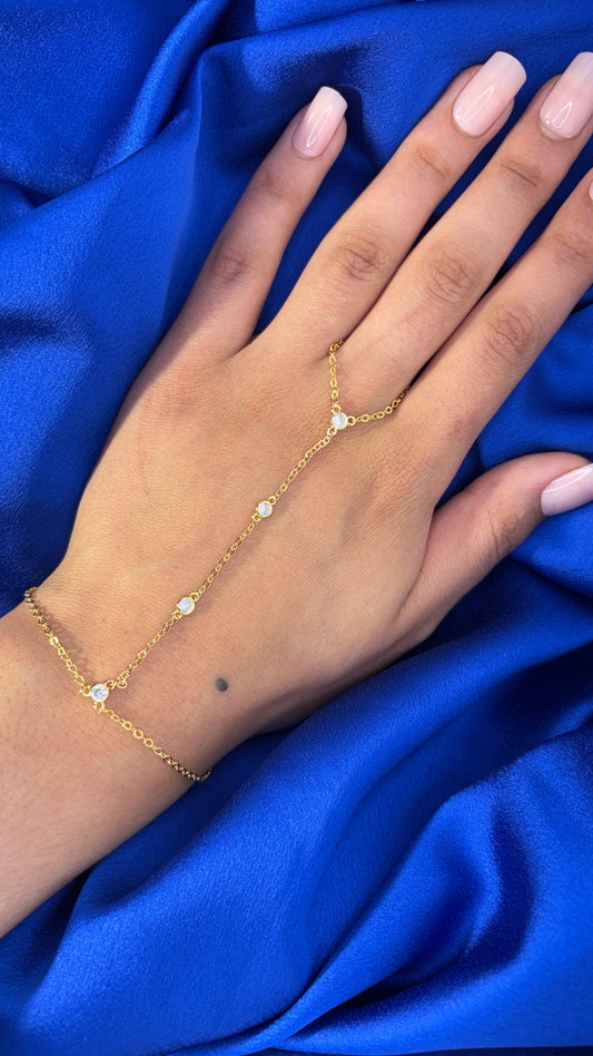 Chaîne de main en acier inoxydable doré – bijou tendance femme Seinaliya Paris