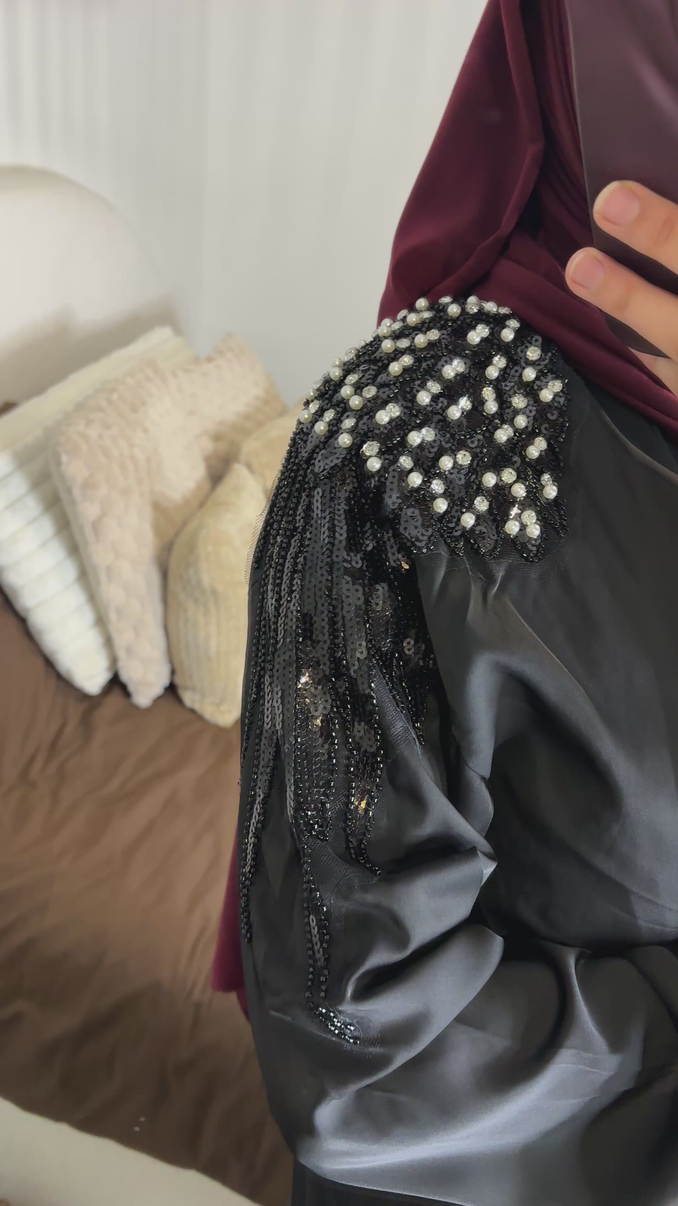 Abaya Sparkles